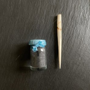 Khôl en poudre piquant ARTISANAL avec applicateur